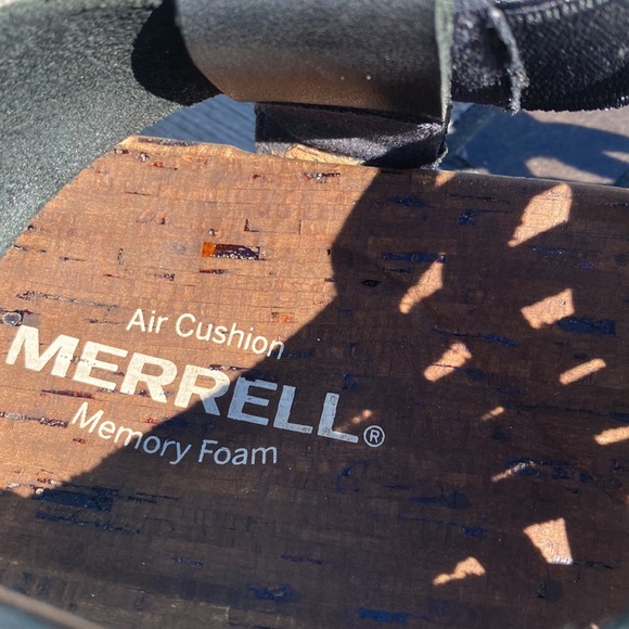 Merrell Woven Leather Sandals - Picture 2 of 5